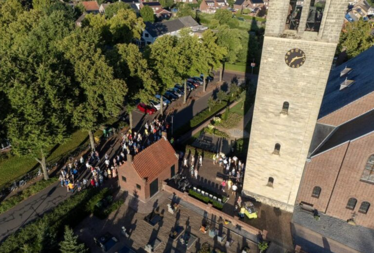 Gluren bij de buren_Hunsel