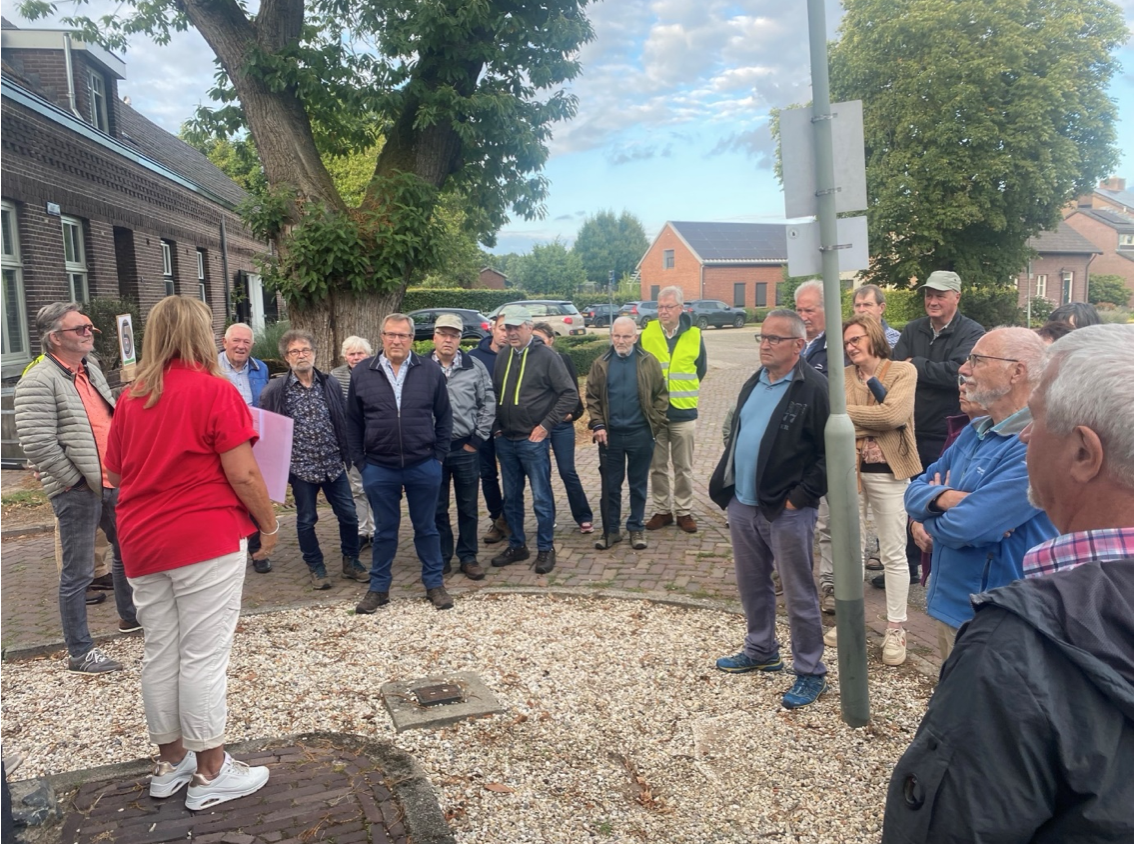 Impressie Gluren bij de Buren in Beesel_2