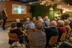 Alfons Bruekers presenteert vernieuwde website showeerterland